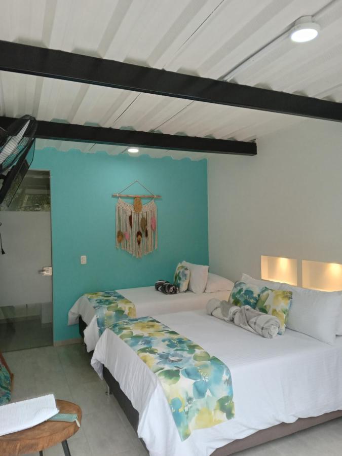 Habitación Triple con vistas a la montaña